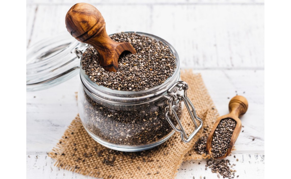 The Ultimate Guide to Chia Seeds: Benefits, Uses, and Recipes